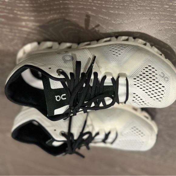 ON CLOUD X II White/Black Women Running Shoes - Picture 2 of 5